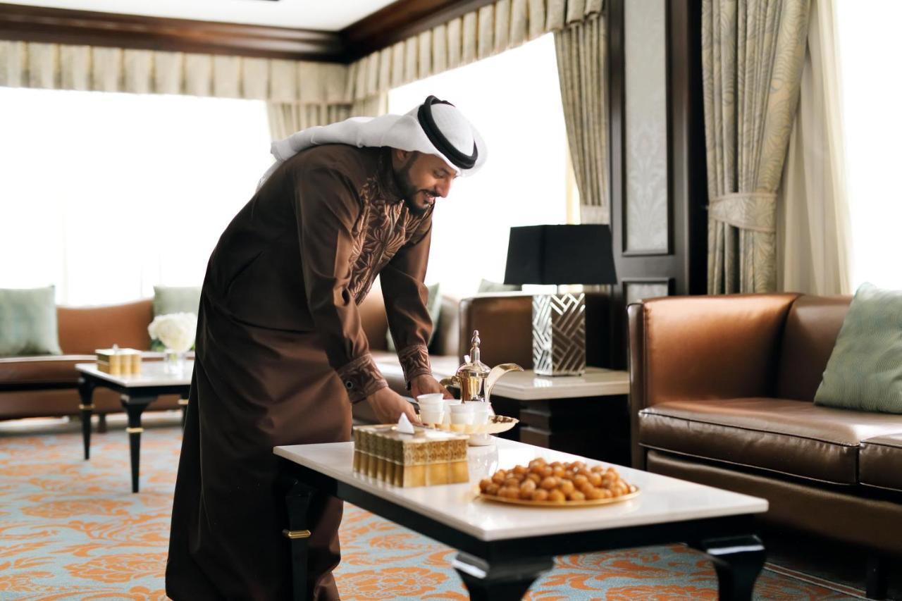 InterContinental Regency Bahrain, an IHG Hotel Manama Exterior foto A majlis in the United Arab Emirates