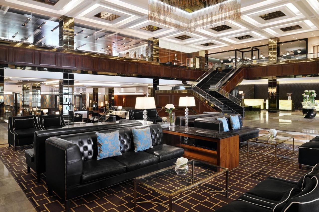 InterContinental Regency Bahrain, an IHG Hotel Manama Exterior foto The lobby of the hotel