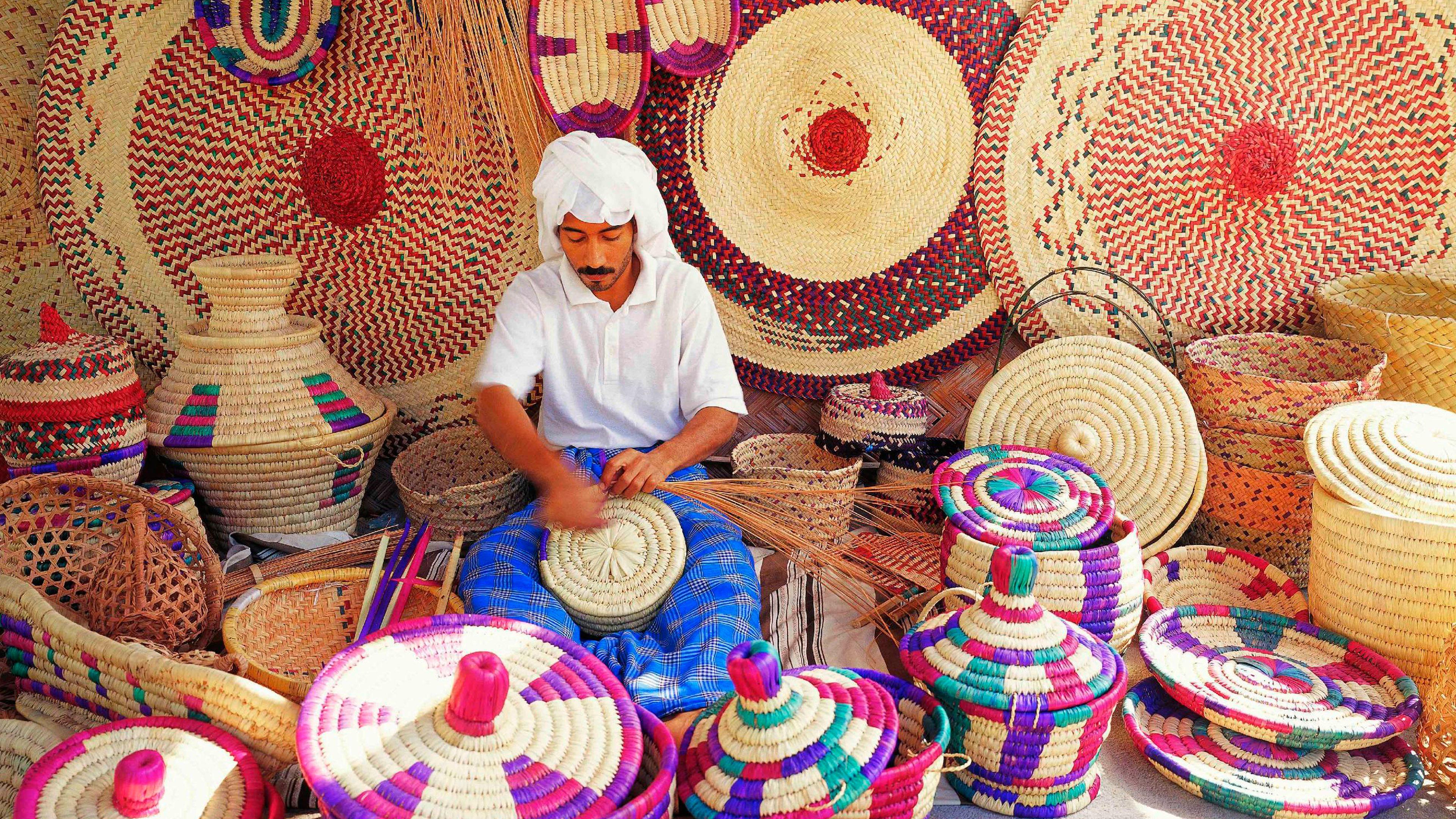 InterContinental Regency Bahrain, an IHG Hotel Manama Exterior foto A basket weaver in Tunisia